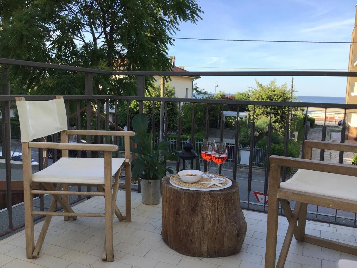 Stella Di Mare Apartment Rimini Exterior photo